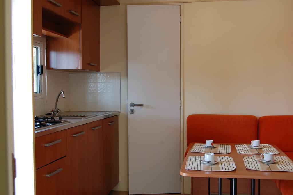 Camping Vallecrosia Exterior photo